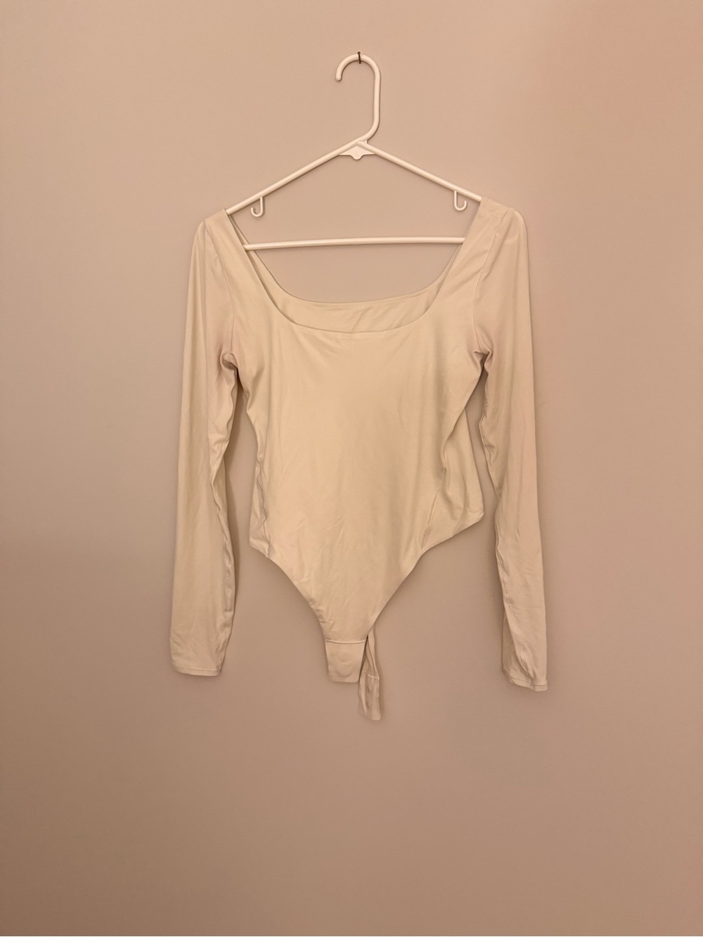 lululemon athletica Long Sleeve Scoop Neck Bodysuit - Cream